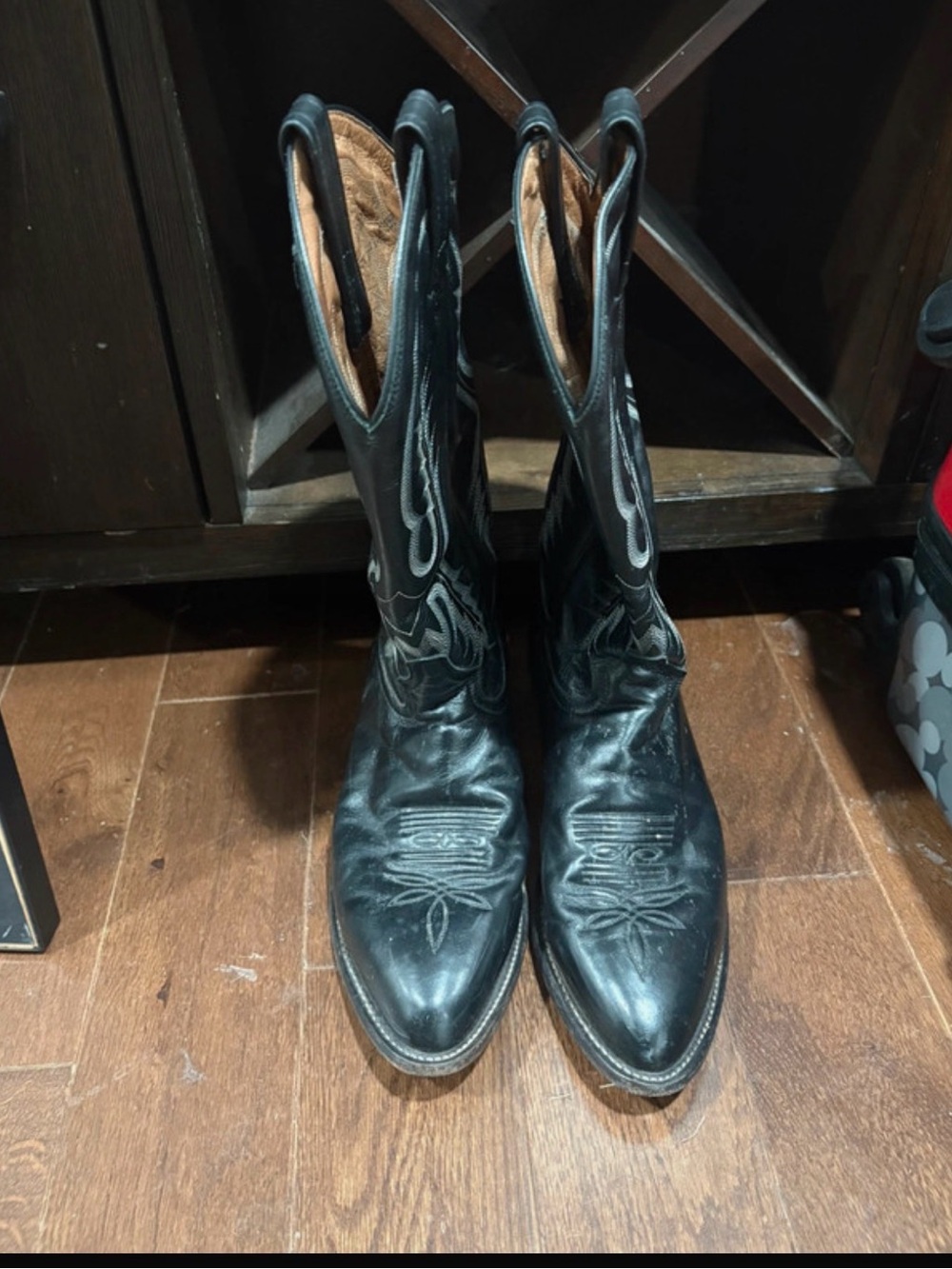 Tony Lama Black Leather Western Cowboy Boots with Flame Stitching